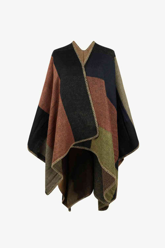 Anouk - Modischer Poncho mit Colorblock-Design