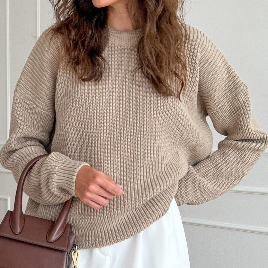 Celestia - Minimalistischer Strickpullover