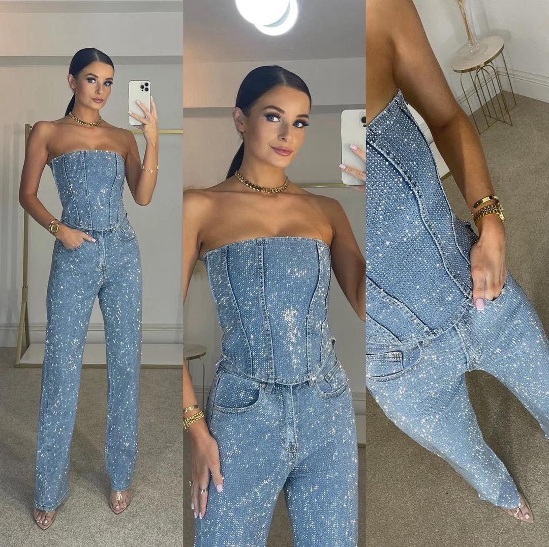 Schulterfreier Jumpsuit – Glamouröser Look mit glitzerndem Stoff