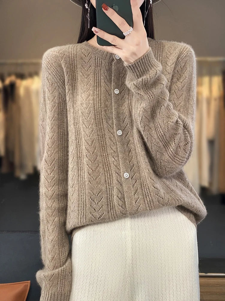 Amira - Strickpullover mit Knopfdetails