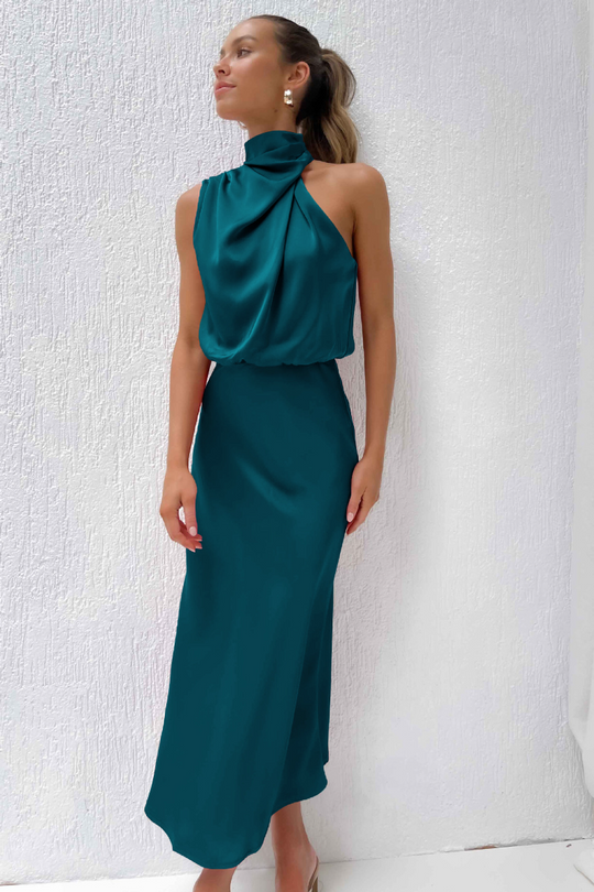 Juliana - Elegantes Midikleid mit asymmetrischem Rundhalsausschnitt